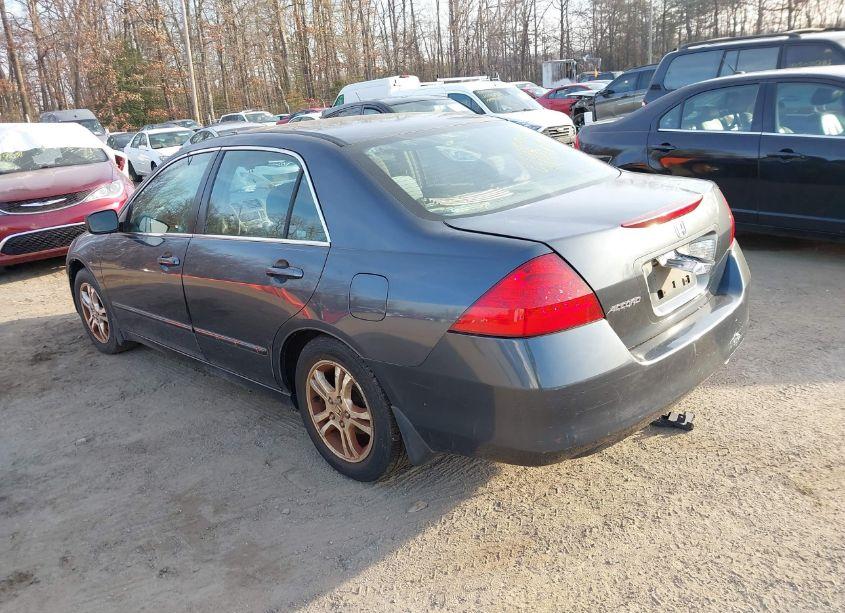 Photo 3 of 2006 Honda Accord 2.4 SE (VIN 1HGCM56386A146666)