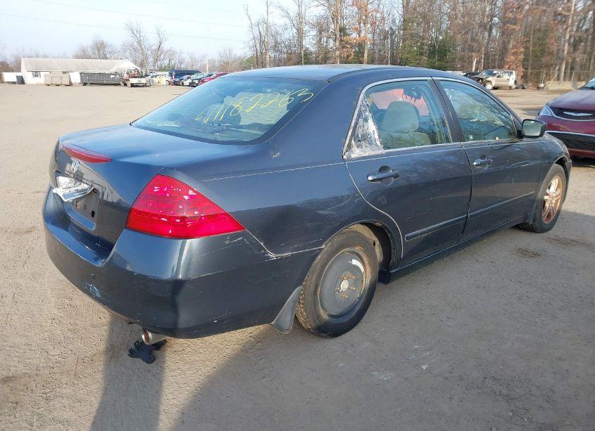 Photo 4 of 2006 Honda Accord 2.4 SE (VIN 1HGCM56386A146666)