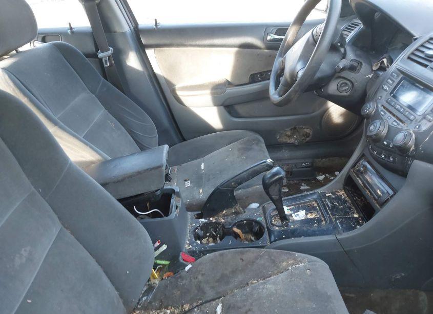 Photo 5 of 2006 Honda Accord 2.4 SE (VIN 1HGCM56386A146666)