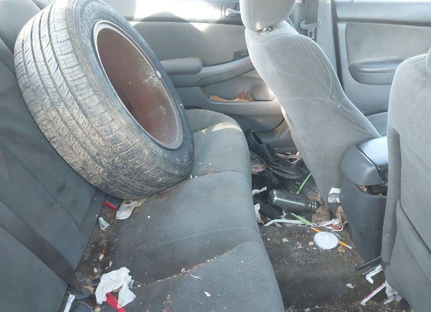 Photo 8 of 2006 Honda Accord 2.4 SE (VIN 1HGCM56386A146666)