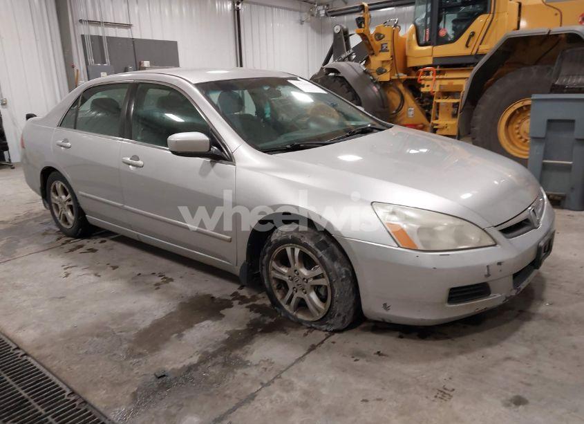 2007 Honda Accord 2.4 SE (VIN 1HGCM56387A137550) main photo