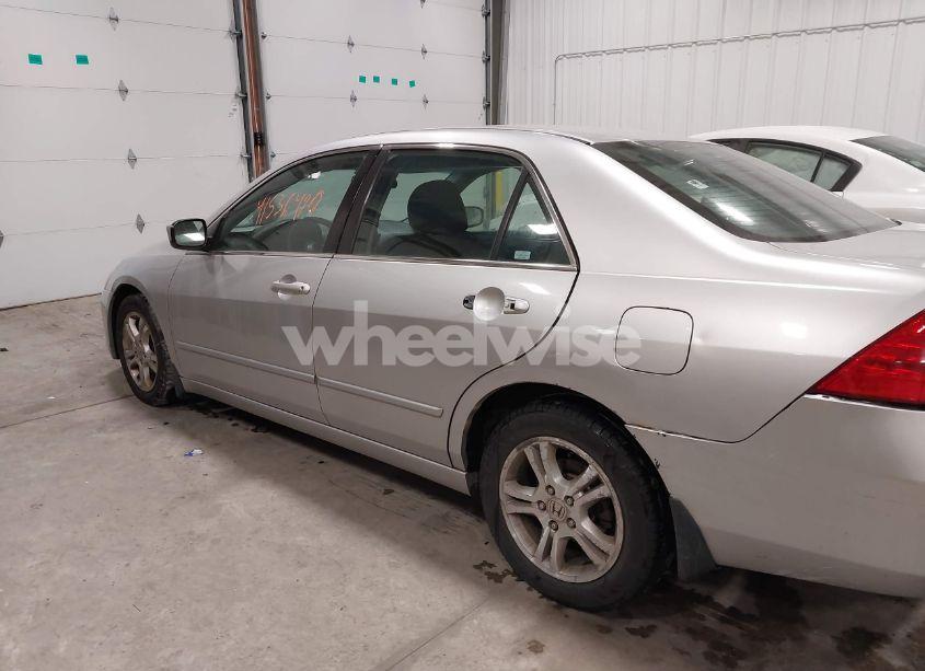 Photo 13 of 2007 Honda Accord 2.4 SE (VIN 1HGCM56387A137550)