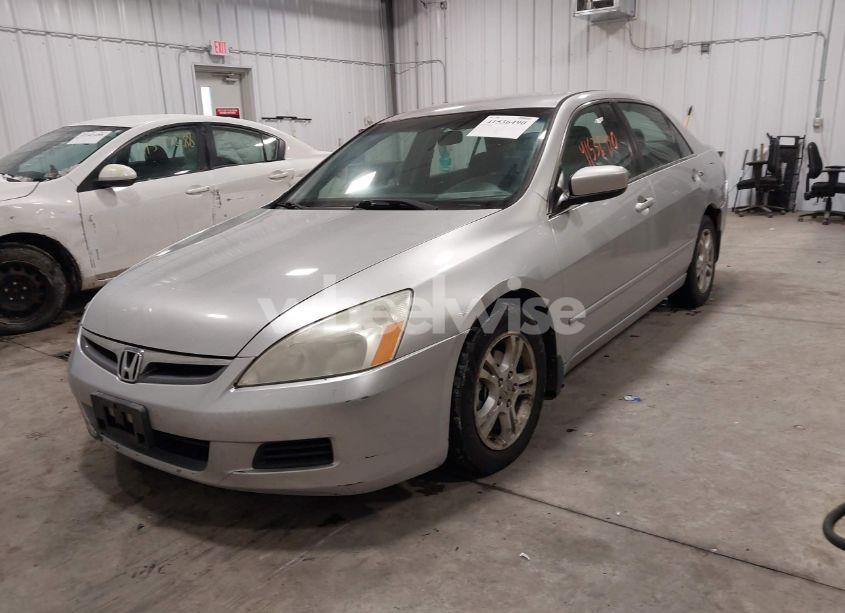 Photo 2 of 2007 Honda Accord 2.4 SE (VIN 1HGCM56387A137550)