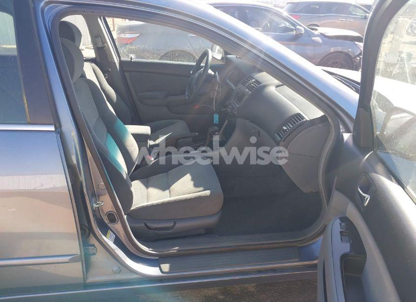 Photo 5 of 2007 Honda Accord 2.4 SE (VIN 1HGCM56387A183752)