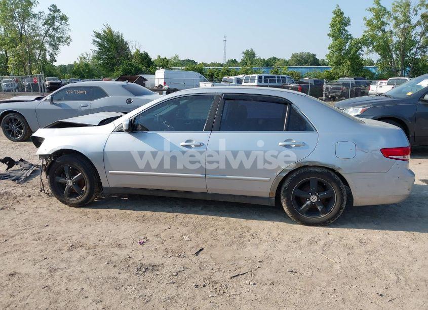 Photo 15 of 2004 Honda Accord 2.4 LX (VIN 1HGCM56394A093912)