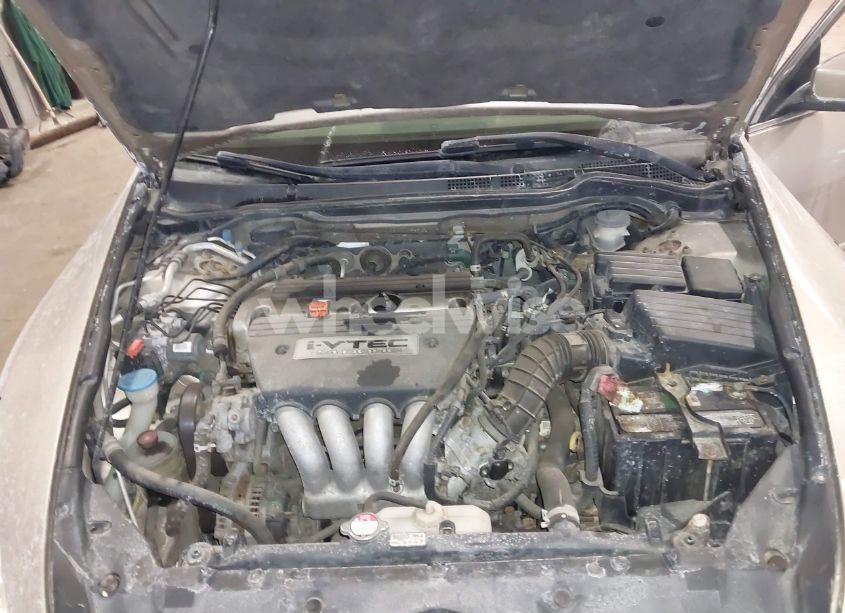 Photo 10 of 2004 Honda Accord 2.4 LX (VIN 1HGCM56394A129744)