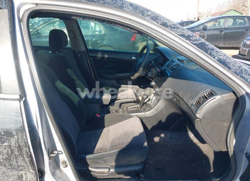 Photo 5 of 2004 Honda Accord 2.4 LX (VIN 1HGCM56394A149976)
