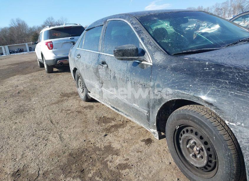 Photo 6 of 2004 Honda Accord 2.4 LX (VIN 1HGCM56394A149976)