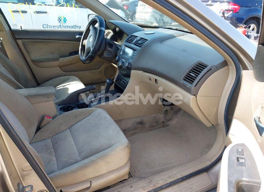 Photo 5 of 2004 Honda Accord 2.4 LX (VIN 1HGCM56394A169256)