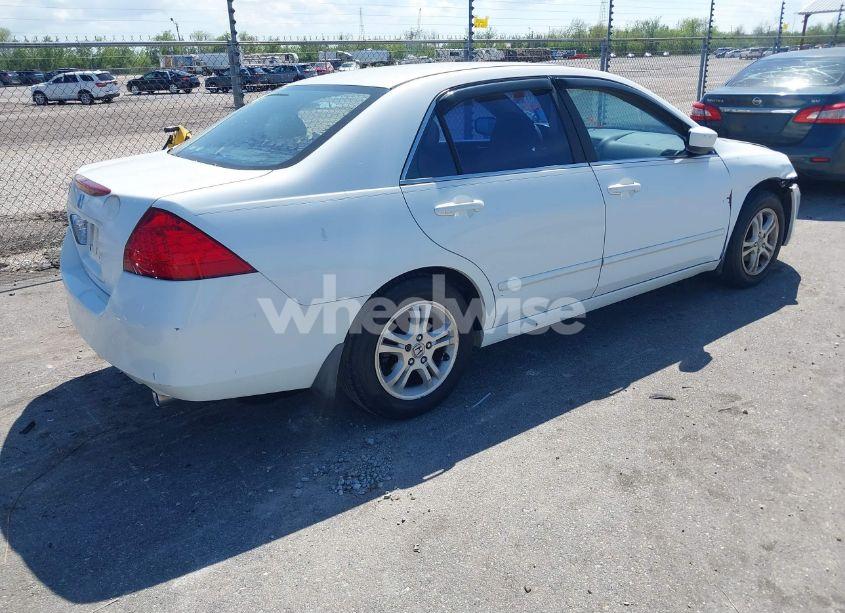 Photo 4 of 2006 Honda Accord 2.4 SE (VIN 1HGCM56396A026343)