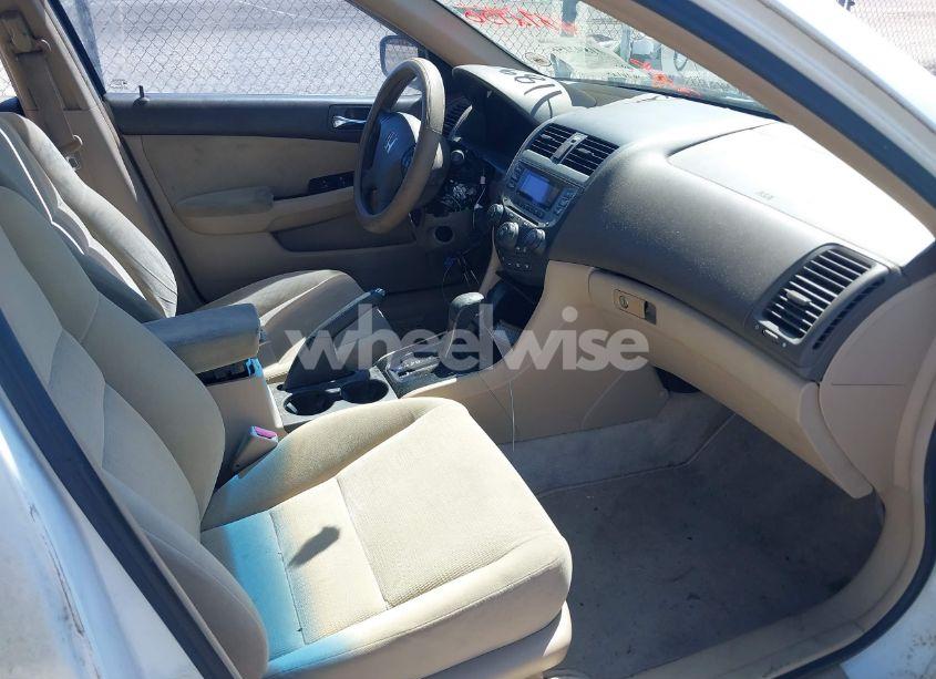 Photo 5 of 2006 Honda Accord 2.4 SE (VIN 1HGCM56396A026343)