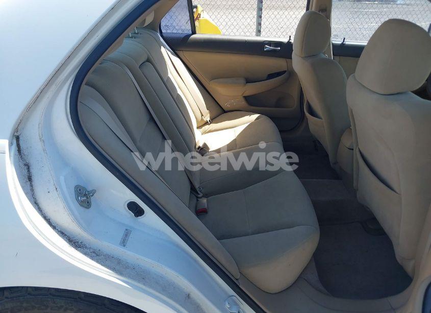 Photo 8 of 2006 Honda Accord 2.4 SE (VIN 1HGCM56396A026343)