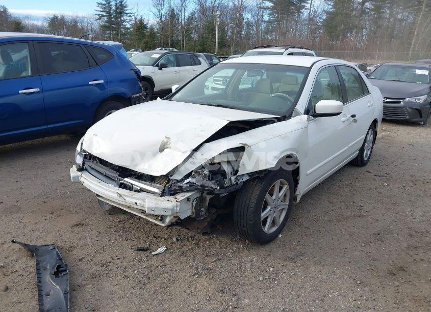 Photo 2 of 2006 Honda Accord 2.4 SE (VIN 1HGCM56396A056202)