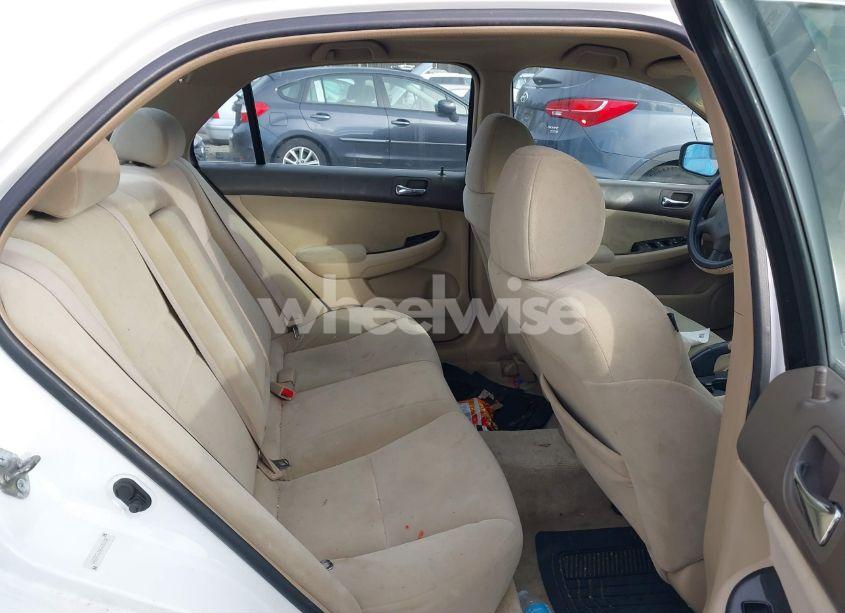 Photo 8 of 2006 Honda Accord 2.4 SE (VIN 1HGCM56396A056202)