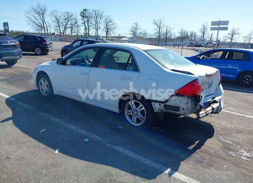 Photo 3 of 2006 Honda Accord 2.4 SE (VIN 1HGCM56396A133960)