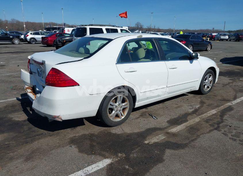 Photo 4 of 2006 Honda Accord 2.4 SE (VIN 1HGCM56396A133960)