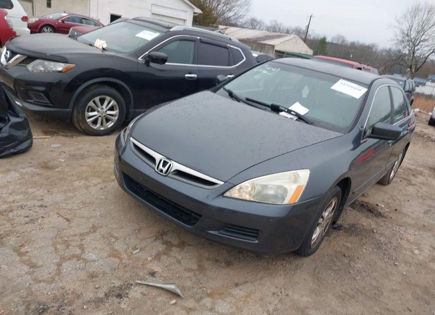 Photo 2 of 2006 Honda Accord 2.4 SE (VIN 1HGCM56396A151407)