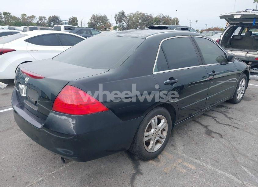 Photo 4 of 2006 Honda Accord 2.4 SE (VIN 1HGCM56396A170622)