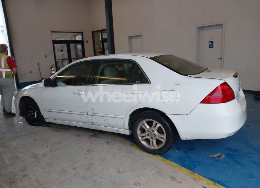 Photo 14 of 2007 Honda Accord 2.4 SE (VIN 1HGCM56397A010869)