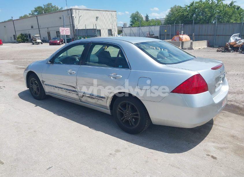 Photo 3 of 2007 Honda Accord 2.4 SE (VIN 1HGCM56397A028272)