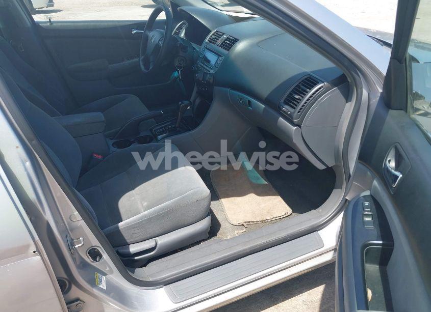 Photo 5 of 2007 Honda Accord 2.4 SE (VIN 1HGCM56397A028272)