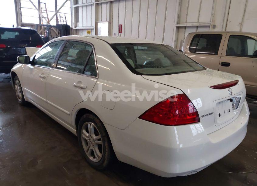 Photo 3 of 2007 Honda Accord 2.4 SE (VIN 1HGCM56397A053964)