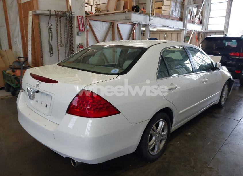 Photo 4 of 2007 Honda Accord 2.4 SE (VIN 1HGCM56397A053964)