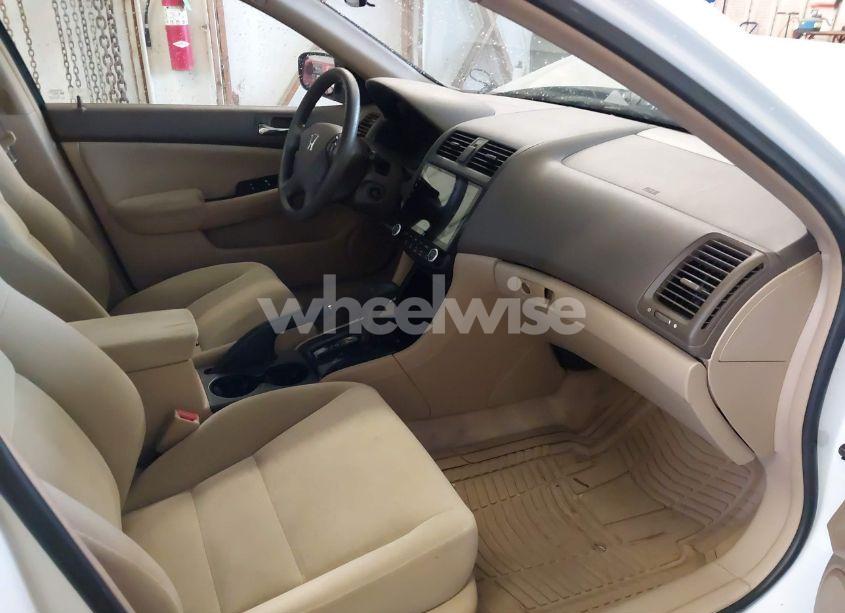 Photo 5 of 2007 Honda Accord 2.4 SE (VIN 1HGCM56397A053964)