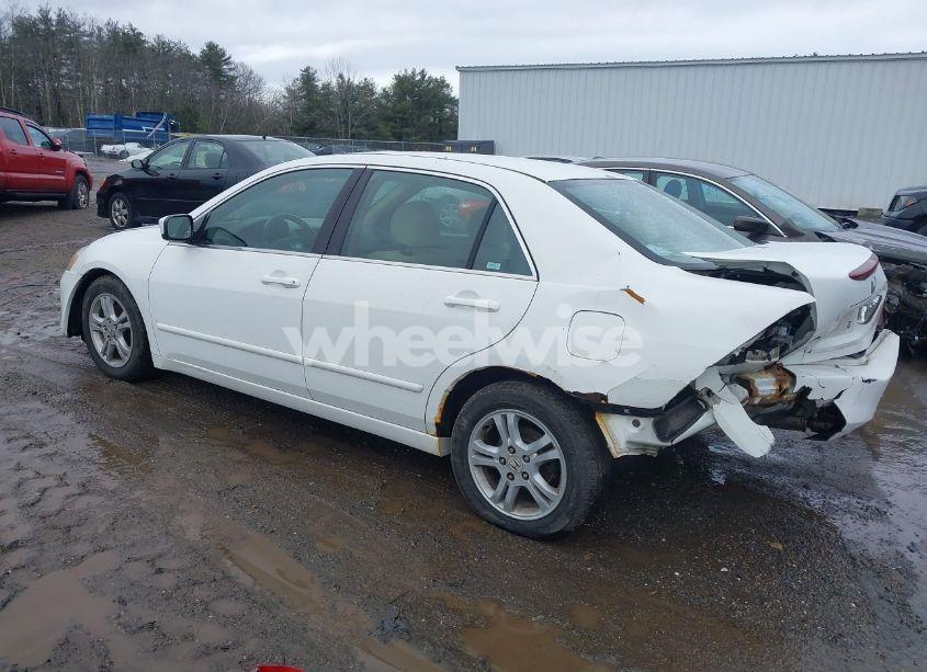 Photo 3 of 2007 Honda Accord 2.4 SE (VIN 1HGCM56397A098502)