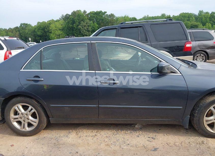 Photo 13 of 2007 Honda Accord 2.4 SE (VIN 1HGCM56397A196123)