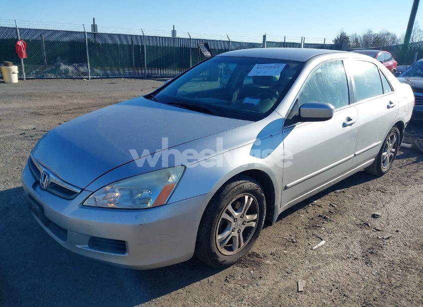 Photo 2 of 2007 Honda Accord 2.4 SE (VIN 1HGCM56397A211378)