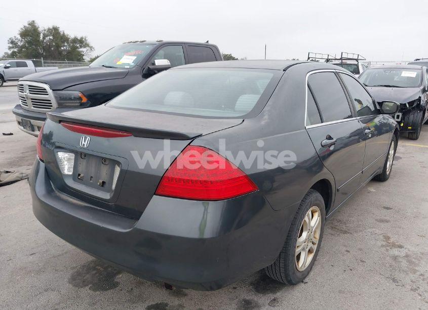 Photo 4 of 2007 Honda Accord 2.4 SE (VIN 1HGCM56397A217956)