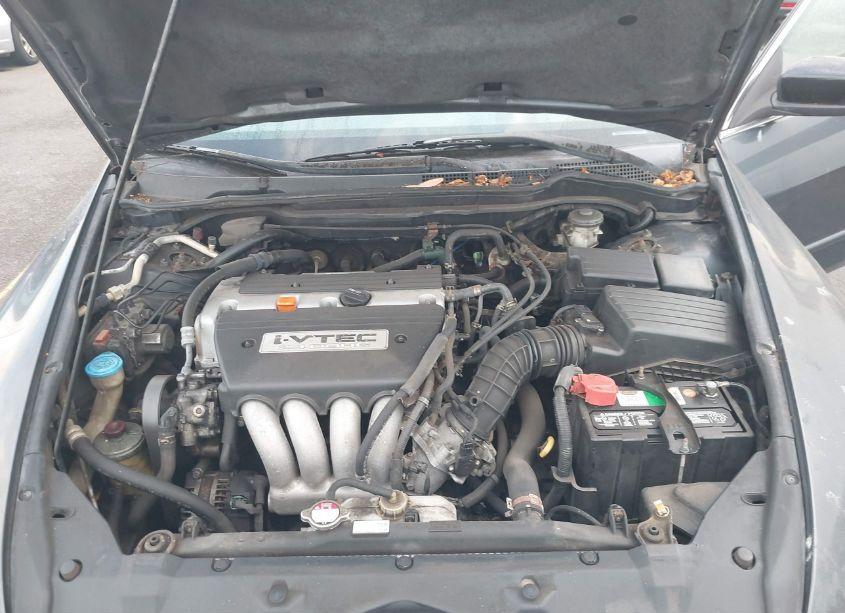 Photo 10 of 2004 Honda Accord 2.4 LX (VIN 1HGCM563X4A047117)