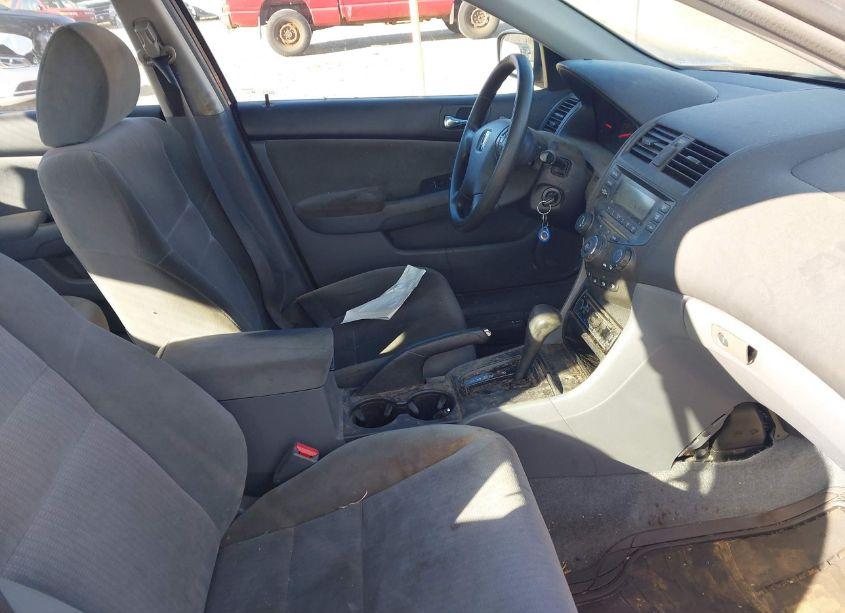 Photo 5 of 2004 Honda Accord SDN LX (VIN 1HGCM563X4A053046)