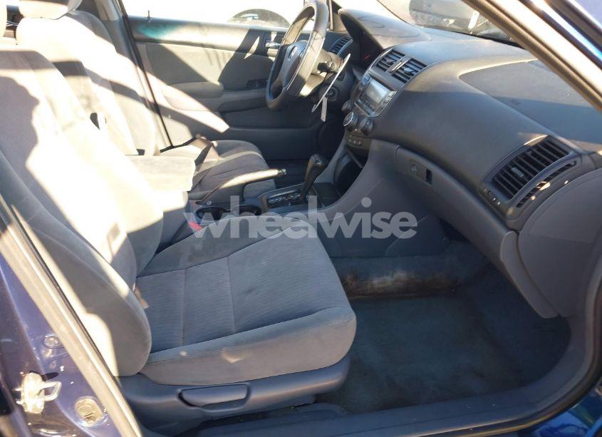 Photo 5 of 2004 Honda Accord 2.4 LX (VIN 1HGCM563X4A098746)
