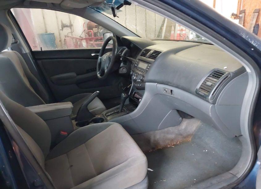 Photo 5 of 2004 Honda Accord 2.4 LX (VIN 1HGCM563X4A137609)