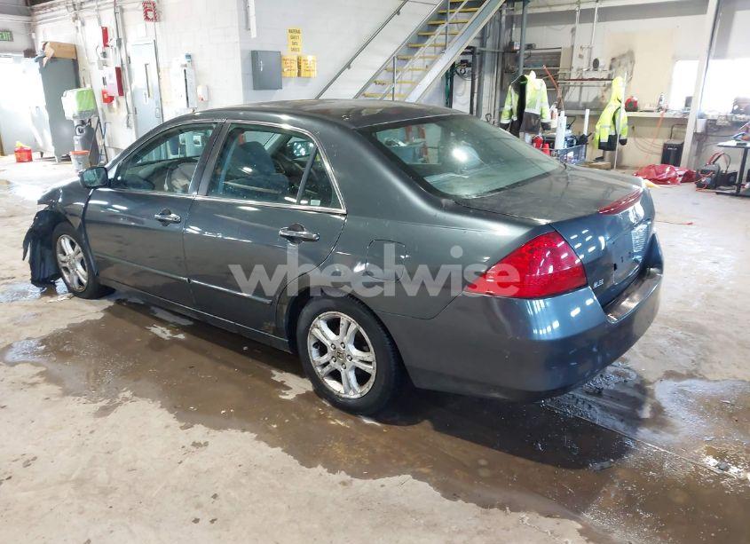 Photo 3 of 2006 Honda Accord 2.4 SE (VIN 1HGCM563X6A034418)