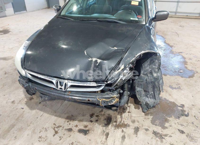 Photo 6 of 2006 Honda Accord 2.4 SE (VIN 1HGCM563X6A034418)