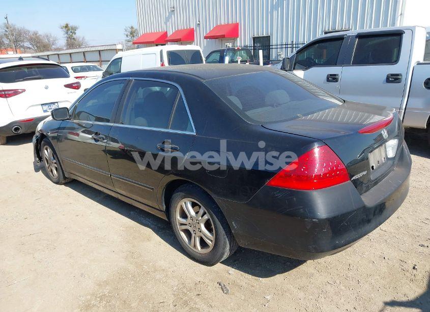 Photo 3 of 2006 Honda Accord 2.4 SE (VIN 1HGCM563X6A070738)