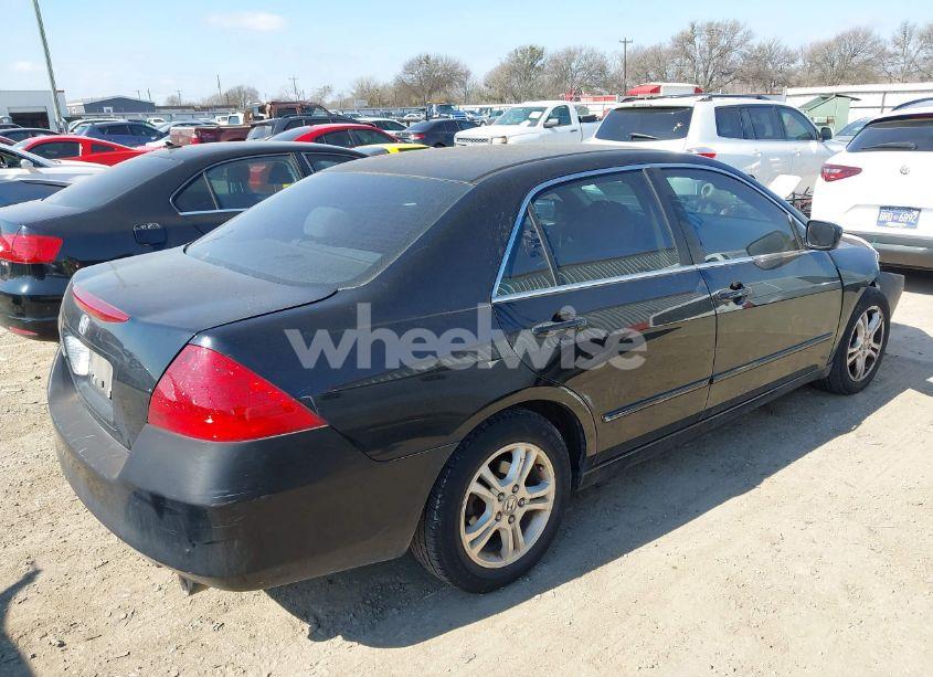 Photo 4 of 2006 Honda Accord 2.4 SE (VIN 1HGCM563X6A070738)