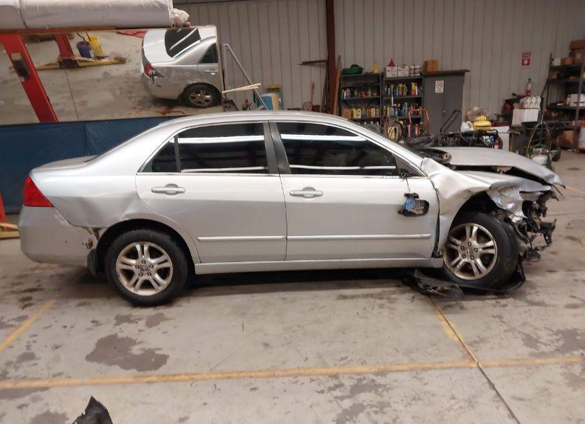 Photo 14 of 2006 Honda Accord 2.4 SE (VIN 1HGCM563X6A073946)