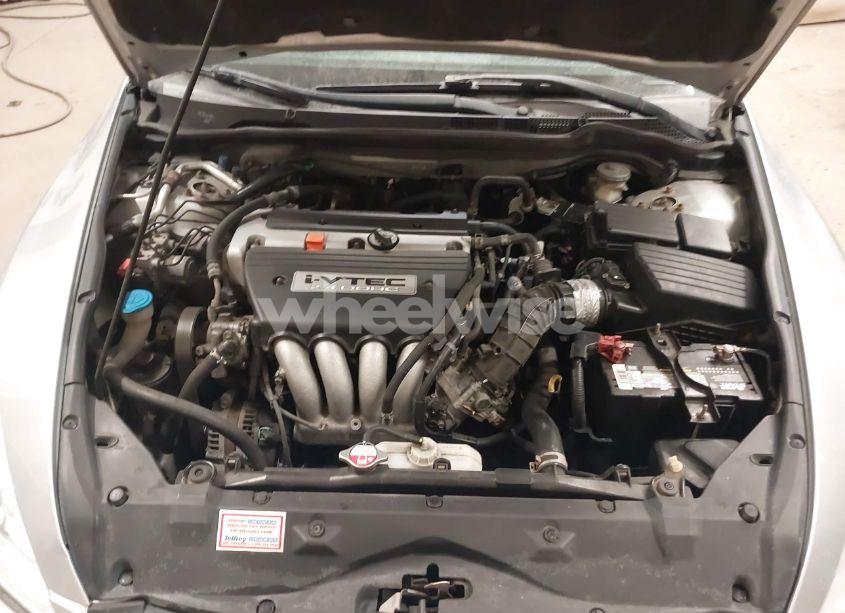 Photo 10 of 2006 Honda Accord 2.4 SE (VIN 1HGCM563X6A145535)