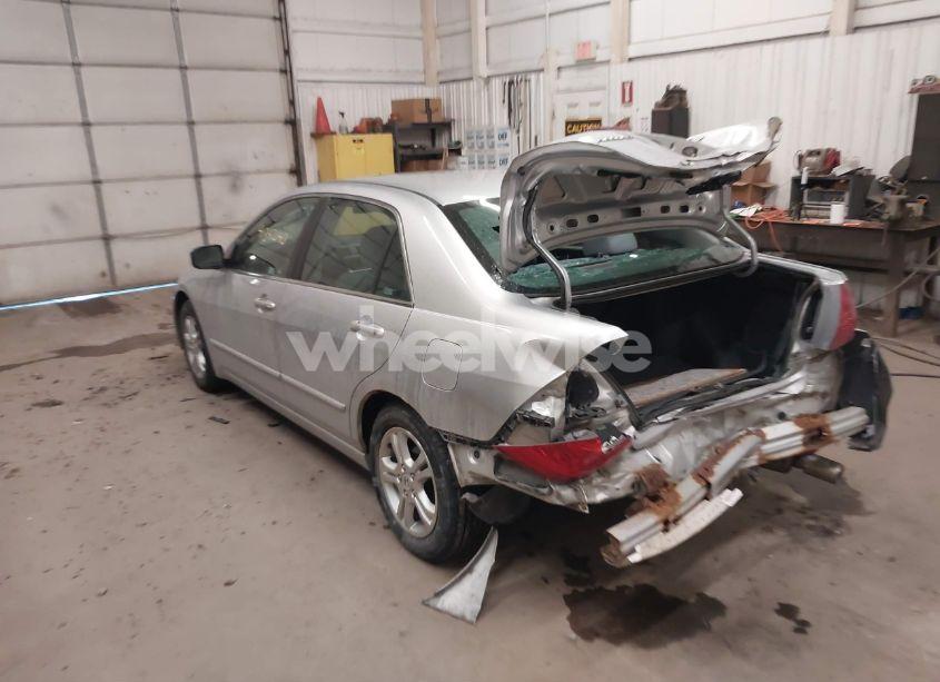 Photo 3 of 2006 Honda Accord 2.4 SE (VIN 1HGCM563X6A145535)