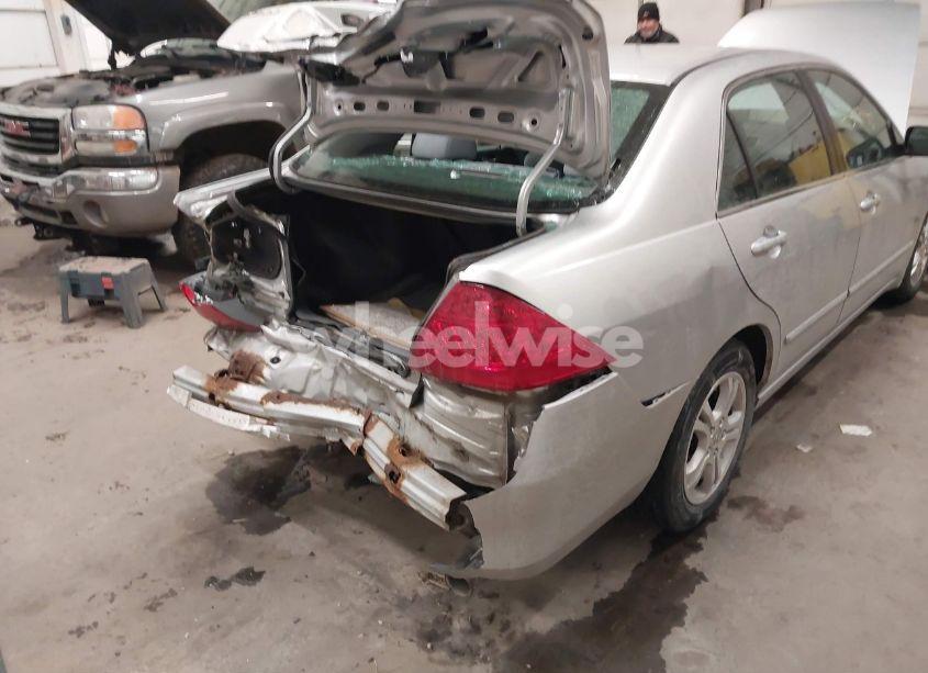 Photo 6 of 2006 Honda Accord 2.4 SE (VIN 1HGCM563X6A145535)