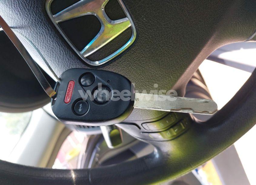 Photo 11 of 2007 Honda Accord 2.4 SE (VIN 1HGCM563X7A000366)