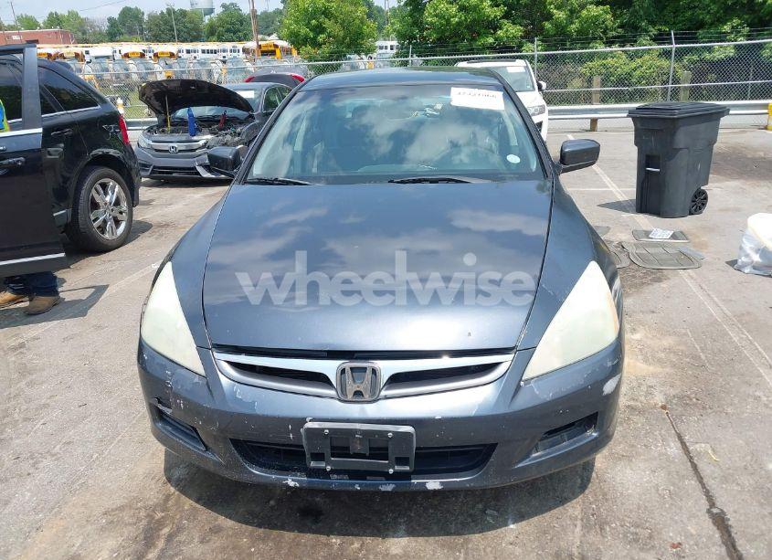 Photo 13 of 2007 Honda Accord 2.4 SE (VIN 1HGCM563X7A000366)