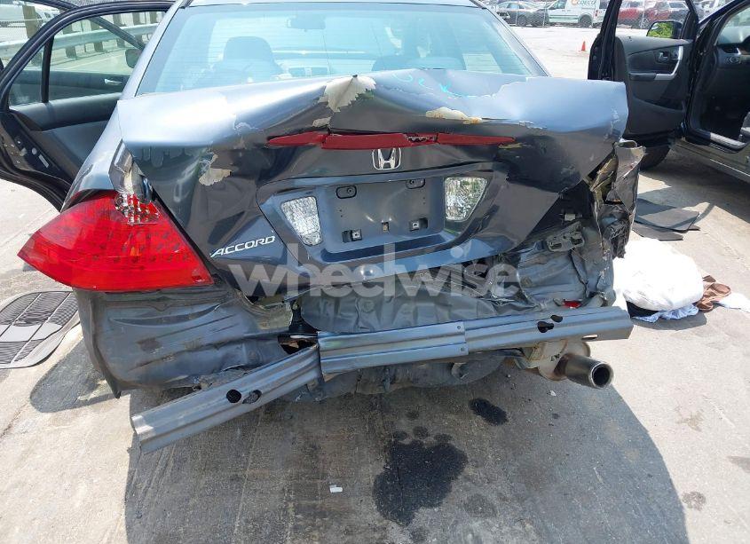 Photo 6 of 2007 Honda Accord 2.4 SE (VIN 1HGCM563X7A000366)