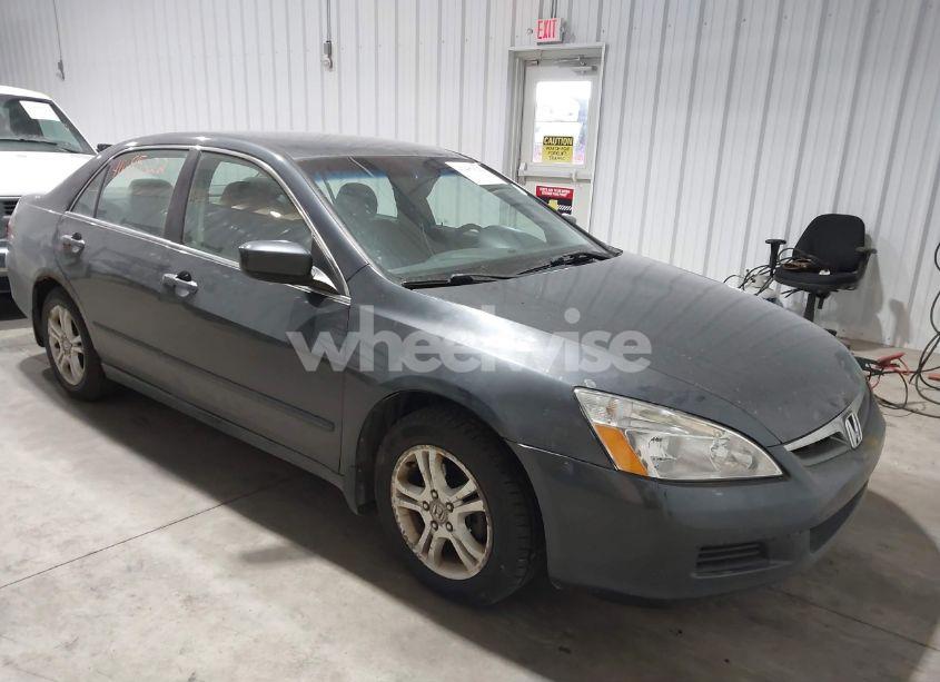 2007 Honda Accord 2.4 SE (VIN 1HGCM563X7A003249) main photo