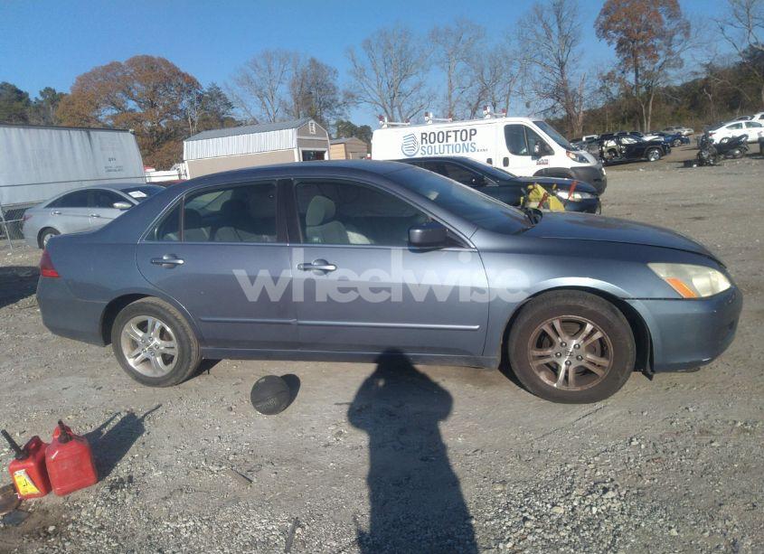 Photo 13 of 2007 Honda Accord 2.4 SE (VIN 1HGCM563X7A006412)