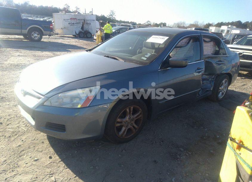 Photo 2 of 2007 Honda Accord 2.4 SE (VIN 1HGCM563X7A006412)